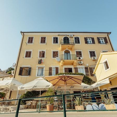 City Port Apartment Herceg Novi Exteriör bild