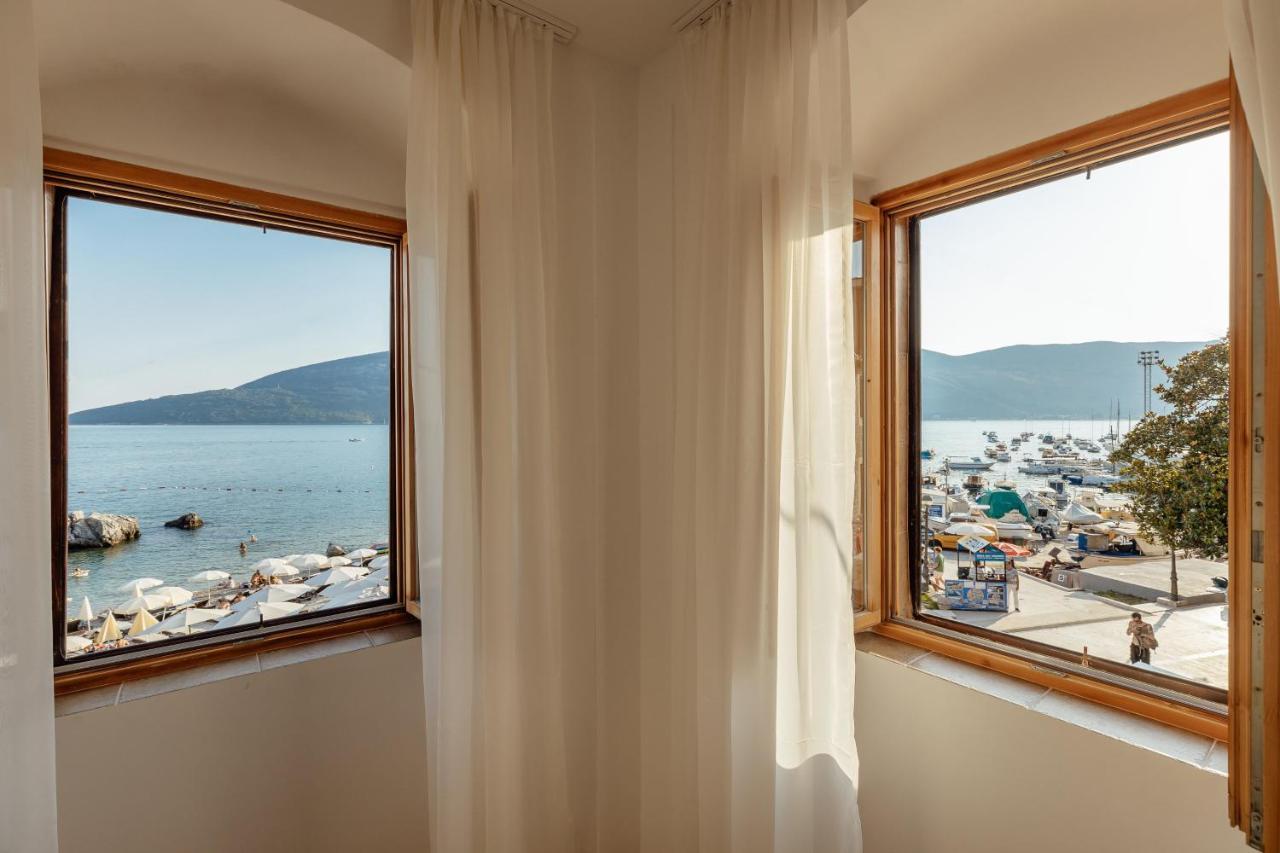 City Port Apartment Herceg Novi Exteriör bild